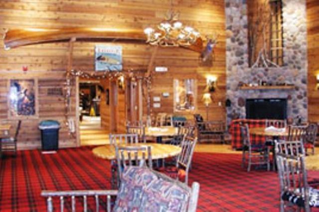 The Lodge At Crooked Lake Siren Restaurante foto